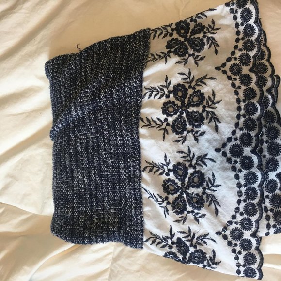 Blue/White Office Attire - Picture 4 of 4